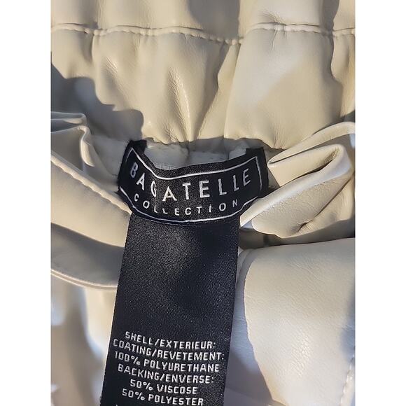 Bagatelle Womens Beige Faux Leather Pants Belted Waist Size XS New With Tags - Picture 3 of 6